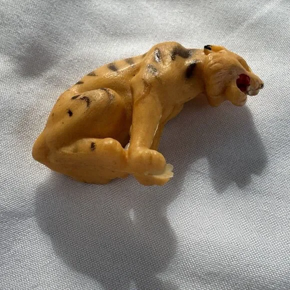 Liliput Simba Indian Royal Bengal Tiger Vintage Toy Antique Collectible - Picture 6 of 6